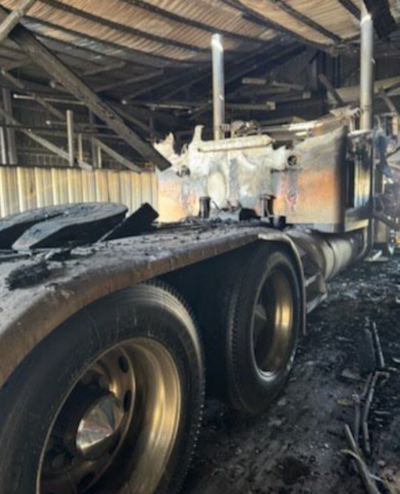 1996 Peterbilt 379 - Image 6