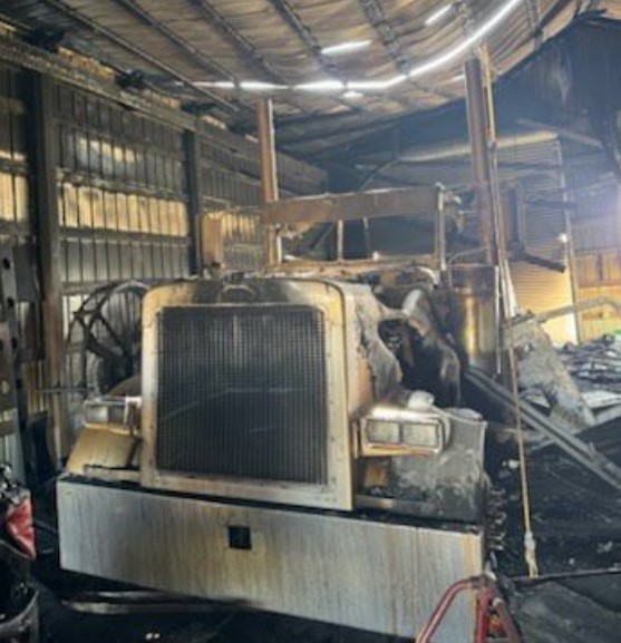 1996 Peterbilt 379 - Image 8