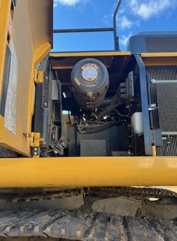 2015 John Deere 350G Excavator - Image 12