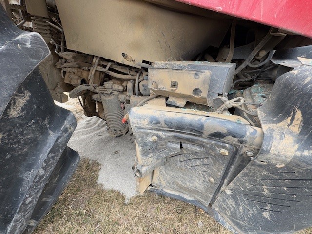 2013 CASE IH Magnum 210 CVT Tractor - Image 12