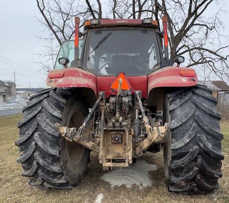 2013 CASE IH Magnum 210 CVT Tractor - Image 5