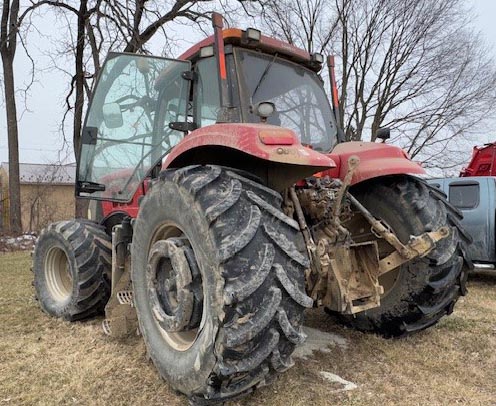 2013 CASE IH Magnum 210 CVT Tractor - Image 6