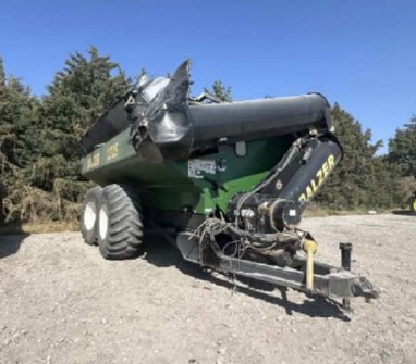 Balzer 1325 Grain Cart