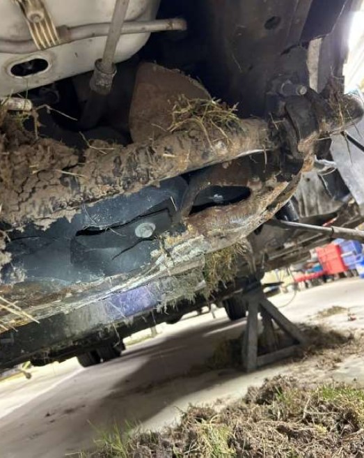 2013 Chevrolet Express 4500 Ambulance - Image 14