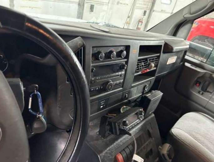 2013 Chevrolet Express 4500 Ambulance - Image 23