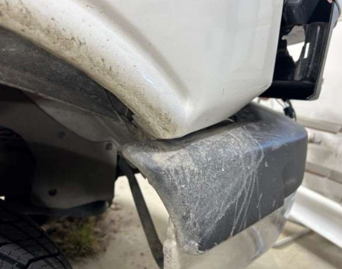 2013 Chevrolet Express 4500 Ambulance - Image 28