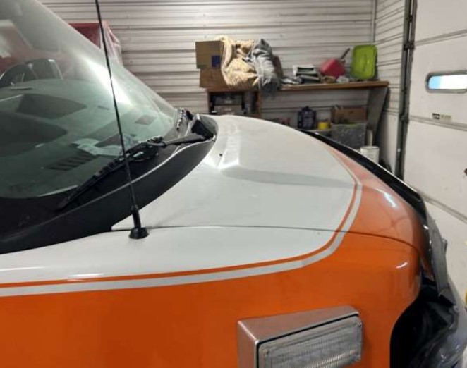 2013 Chevrolet Express 4500 Ambulance - Image 5