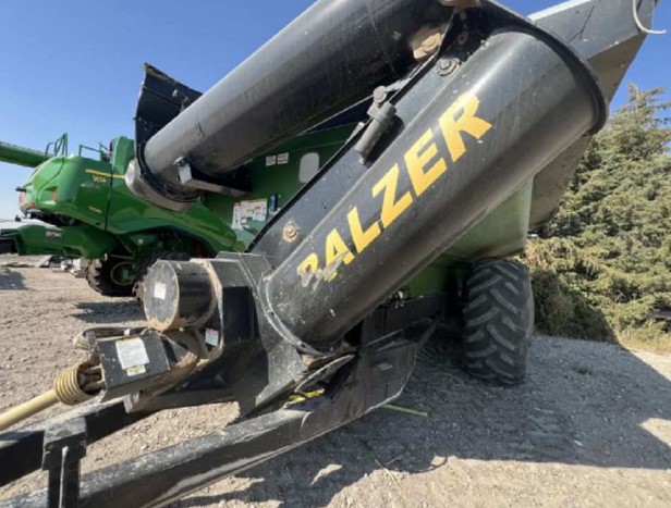 Balzer 1325 Grain Cart - Image 6