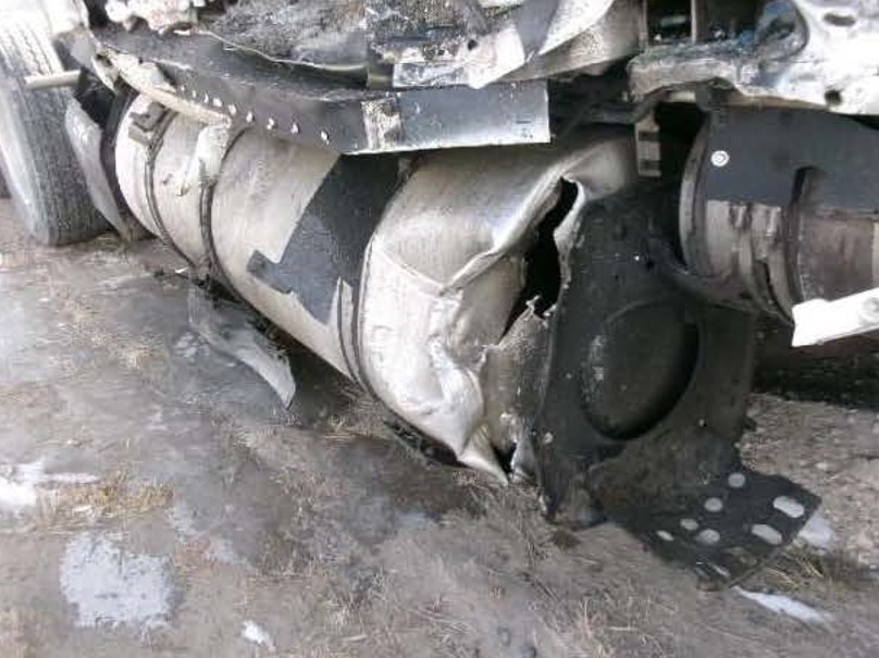 2015 Kenworth T680 - Image 13