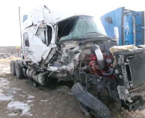 2015 Kenworth T680 - Image 5