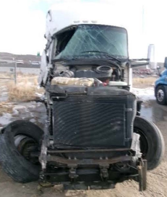 2015 Kenworth T680 - Image 7