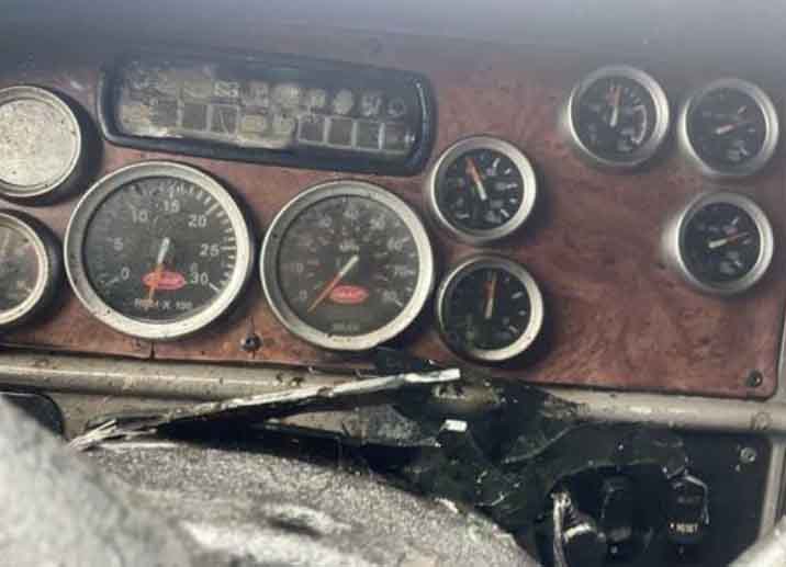 2007 Peterbilt 387 - Image 2