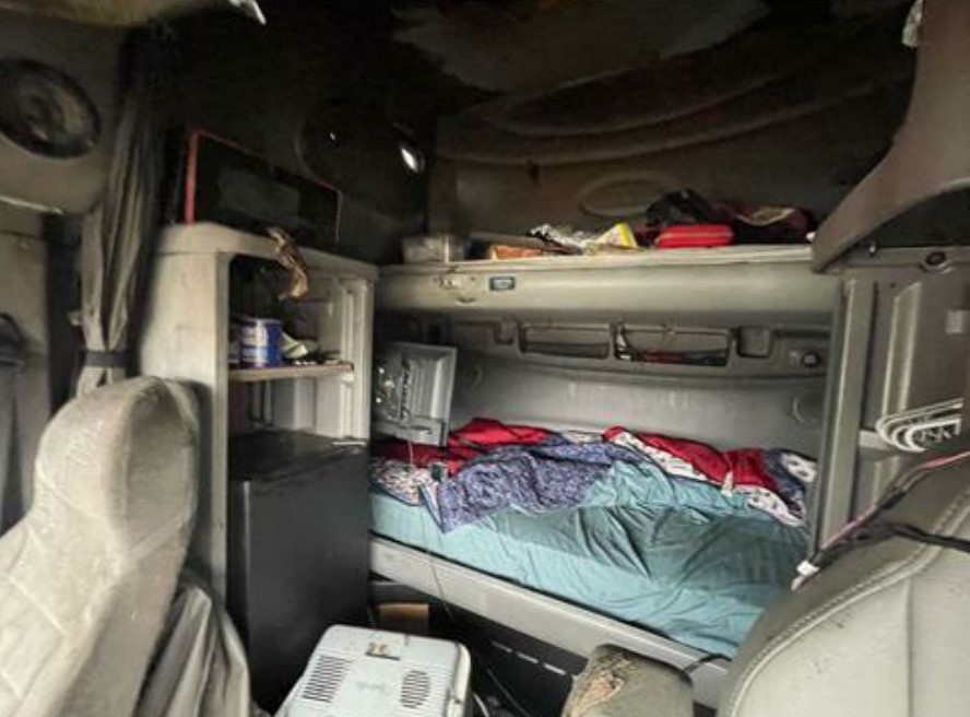 2007 Peterbilt 387 - Image 8