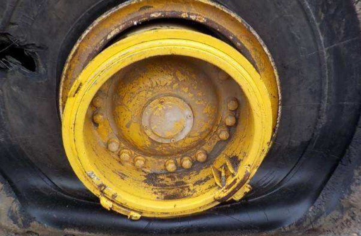 2014 Volvo A35 Articulated Hauler - Image 27