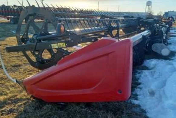 2016 MacDon FD75 Header - Image 2