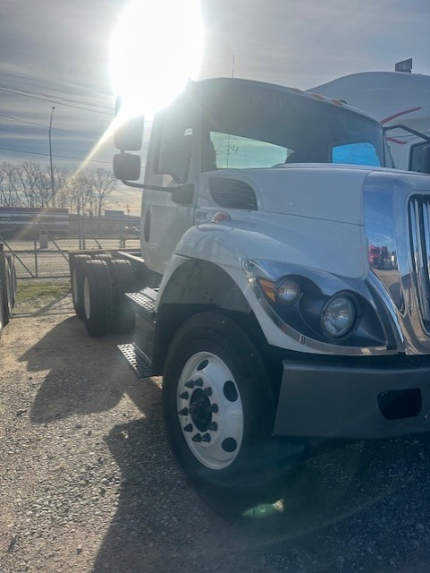 2025 International HV507 - Image 6