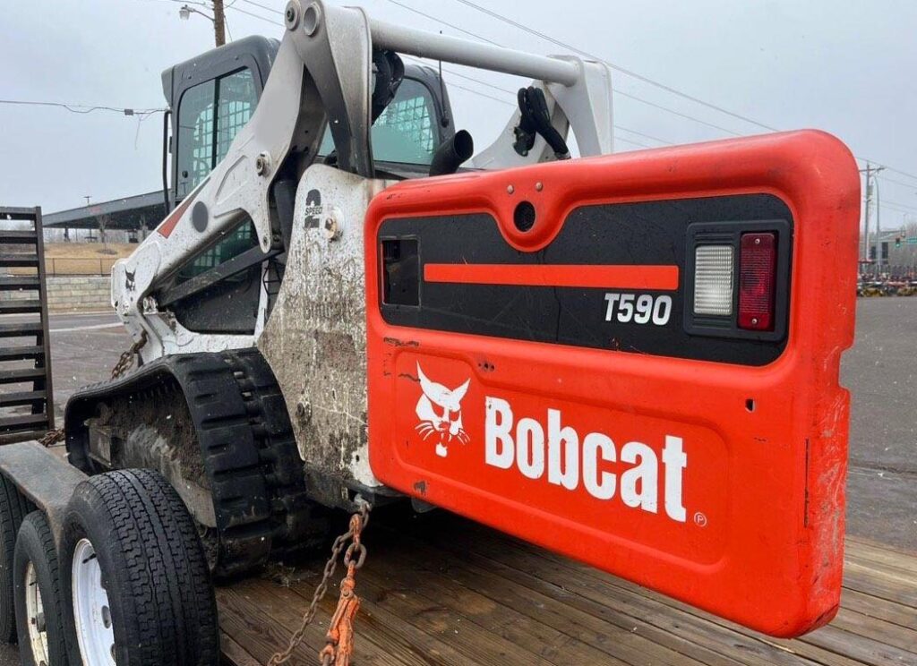 [Auction]: 2018 Bobcat T590 Skid Steer | Est 1,200 hours miles