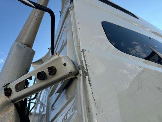 2019 Volvo VNL - Image 11