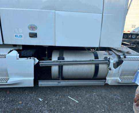 2019 Volvo VNL - Image 6