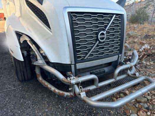 2019 Volvo VNL - Image 7