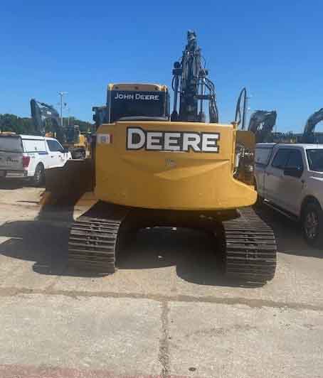 2011 John Deere FF135DX Excavator - Image 2