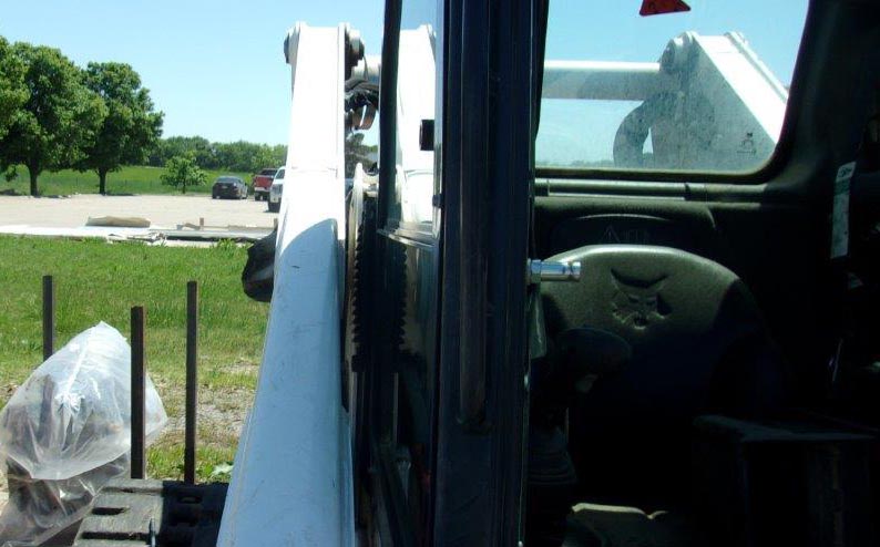 2018 Bobcat T870 Skid Steer - Image 27