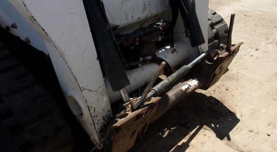 2018 Bobcat T870 Skid Steer - Image 34