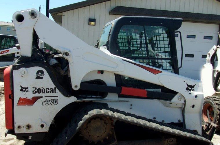 2018 Bobcat T870 Skid Steer - Image 4