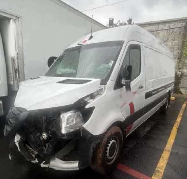 2022 Mercedes Benz Sprinter Van - Image 2