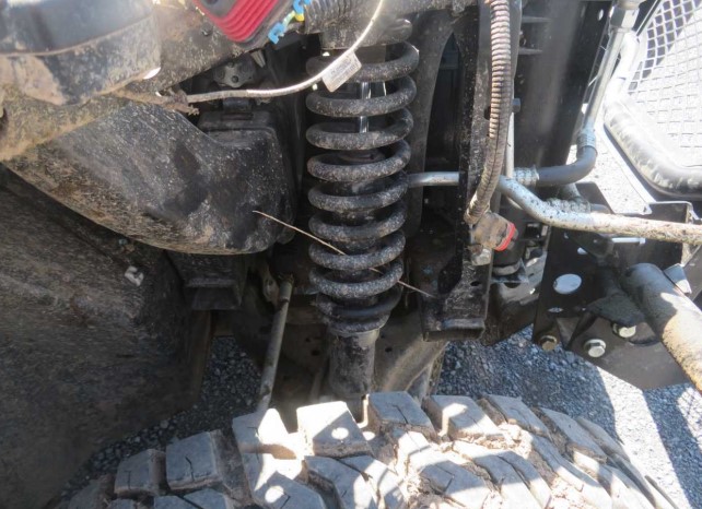 2024 John Deere 835M Utility Vehicle - Image 7