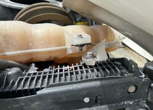 2022 Freightliner Cascadia - Image 12