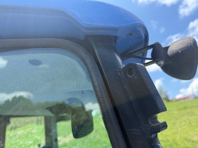 2013 New Holland T5060 Tractor - Image 17