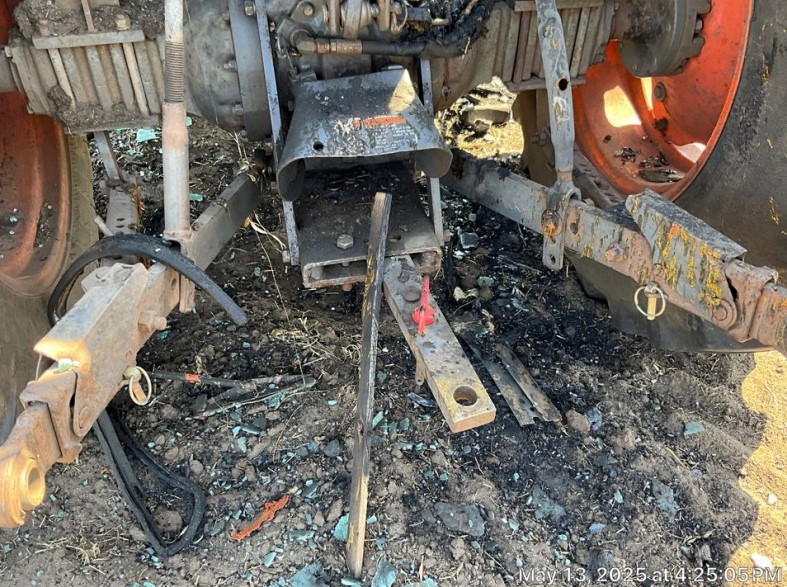 2000 Kubota M6800 Tractor - Image 11