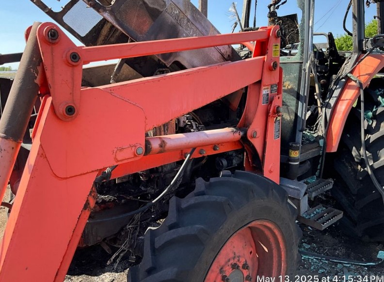 2000 Kubota M6800 Tractor - Image 6