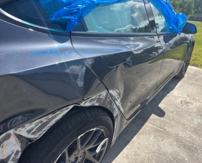 2025 Tesla Model 3 - Image 6