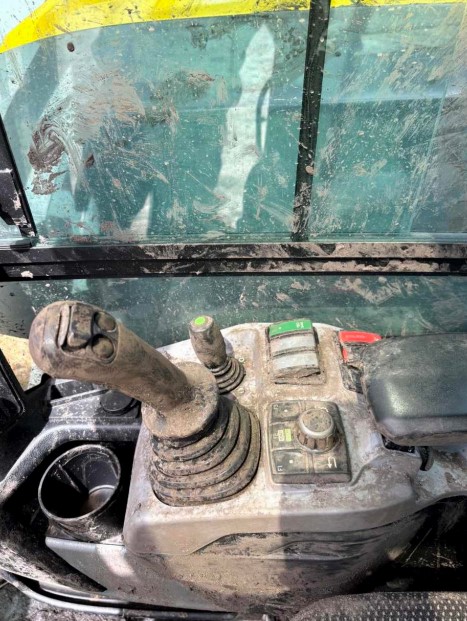 2024 Wacker Neuson ET42 Excavator - Image 9