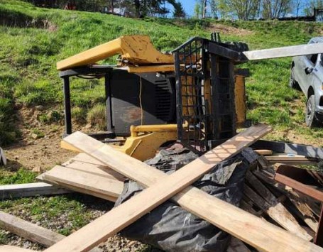 2003 John Deere 250 Skid Steer - Image 8