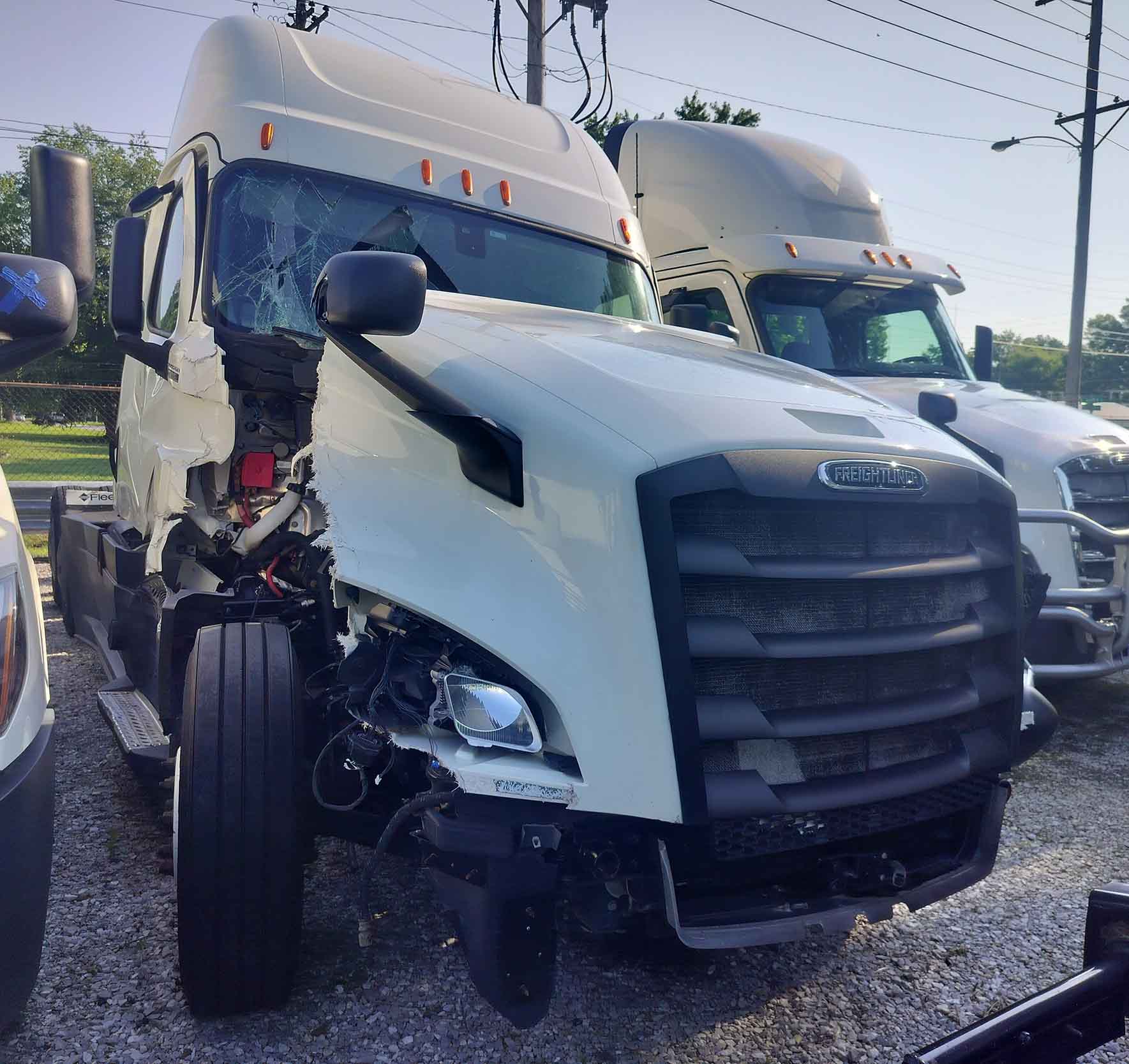 2019 Freightliner Cascadia 126