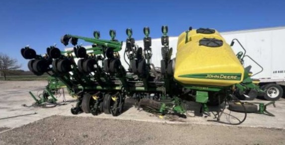 2015 John Deere 1795 Planter