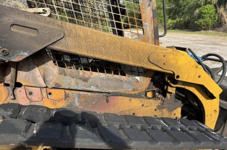 2018 Caterpillar 299D2 XHP Skid Steer - Image 13