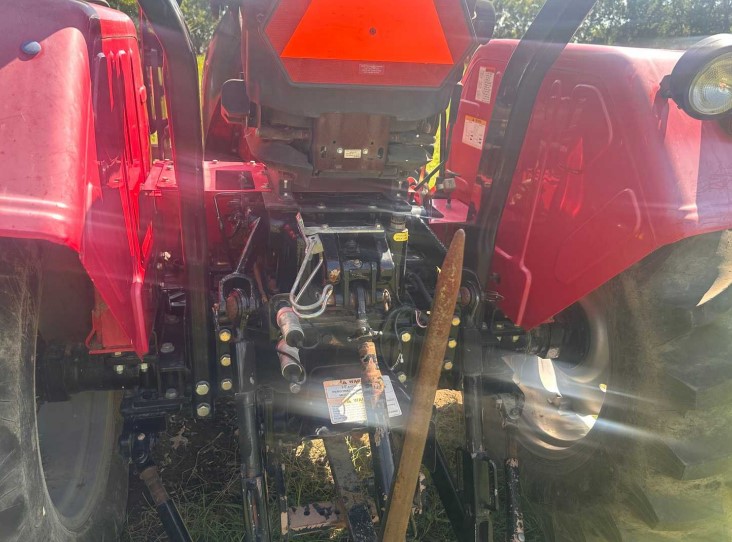 2019 Mahindra 5555 Tractor with 5565 Loader - Image 18
