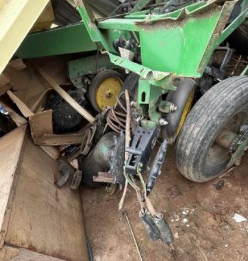 John Deere 7000 6-Row Planter - Image 8