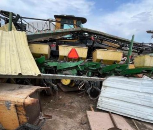 John Deere 7000 6-Row Planter - Image 9