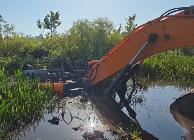 2022 Doosan DX 350 LC-7 Excavator - Image 6