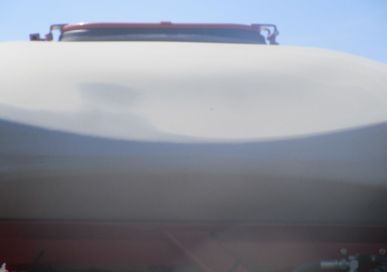 2012 Case IH 1250 24 Row Corn Planter - Image 12