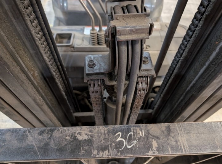 2013 Toyota 8FGCU25 Forklift - Image 12