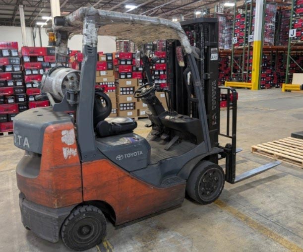 2013 Toyota 8FGCU25 Forklift - Image 4