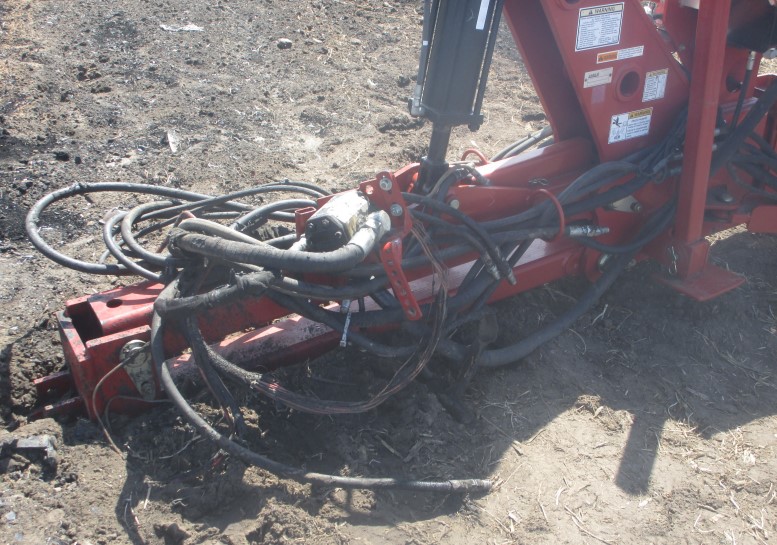 2012 Case IH 1250 24 Row Corn Planter - Image 6