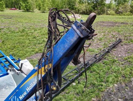 New Holland SF216 Sprayer - Image 8