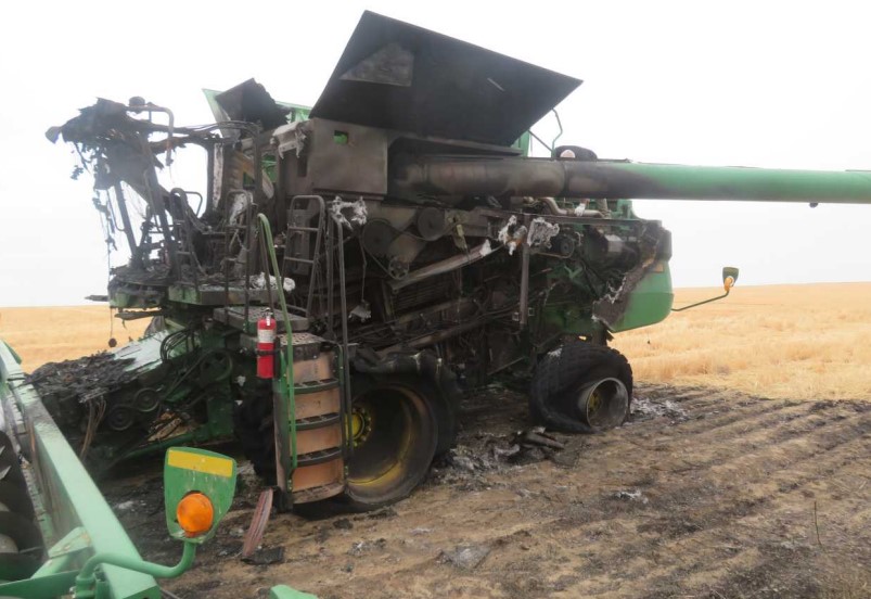 2013 John Deere S670 Combine - Image 6